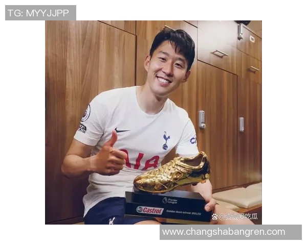 韩国足球明星头像大赏盘点那些令人难忘的球场风采与个人魅力