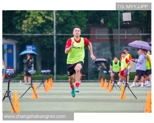 成都足球队耐力分析与战术适应性探讨助力球队未来发展