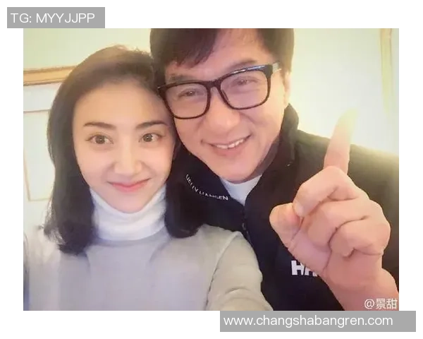 普京与足球明星亲密合影展现体育精神与友谊的交融时刻